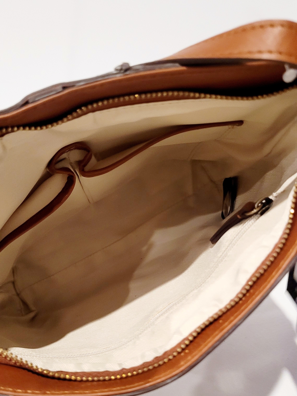 LODIS Cognac Crossbody Leather Bag with Matching Wallet - Picture 6 of 6